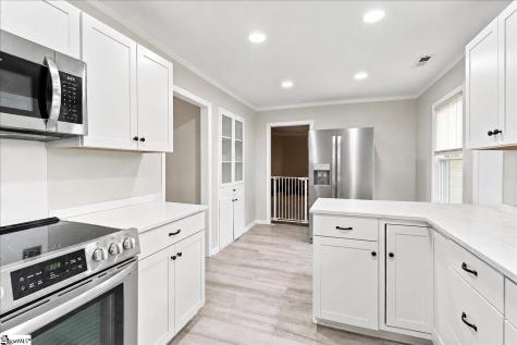 305 Poplar Street Gaffney SC 29341