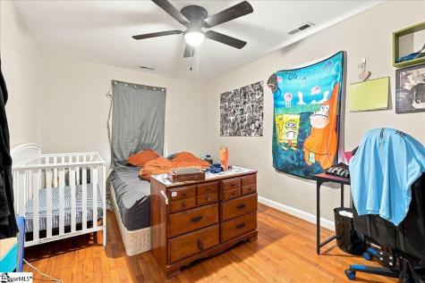305 Poplar Street Gaffney SC 29341