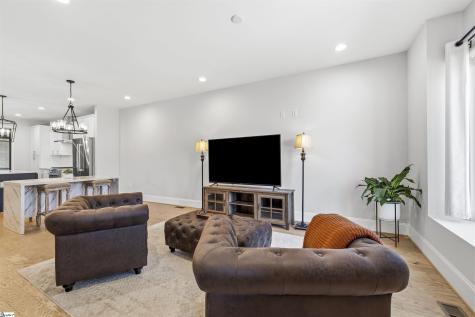 23 Conwell Street Greenville SC 29601