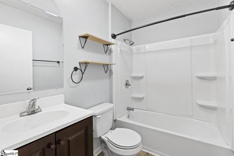 517 Piedmont Avenue Clinton SC 29325