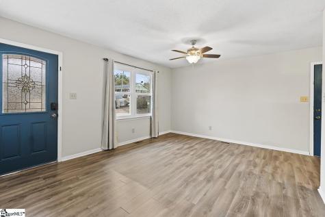 517 Piedmont Avenue Clinton SC 29325