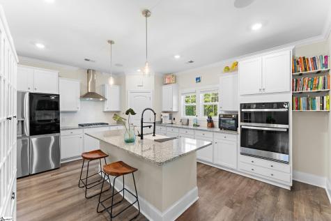 1110 Melford Avenue Wellford SC 29385