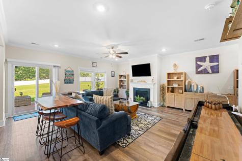 1110 Melford Avenue Wellford SC 29385