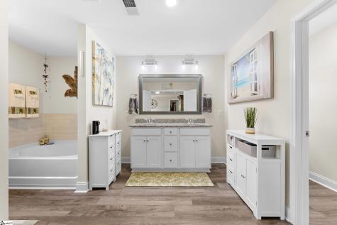 1110 Melford Avenue Wellford SC 29385
