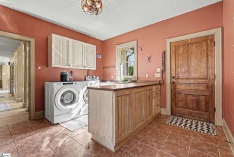 2554 Deep Gap Farm Road Mill Spring NC 28756