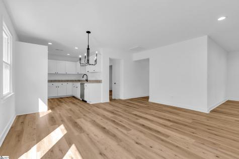 2 Melbourne Lane Greenville SC 29615