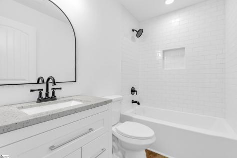 2 Melbourne Lane Greenville SC 29615