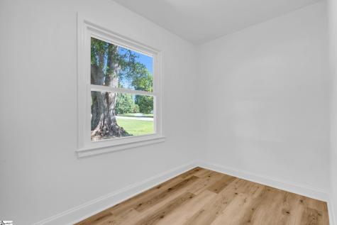 2 Melbourne Lane Greenville SC 29615