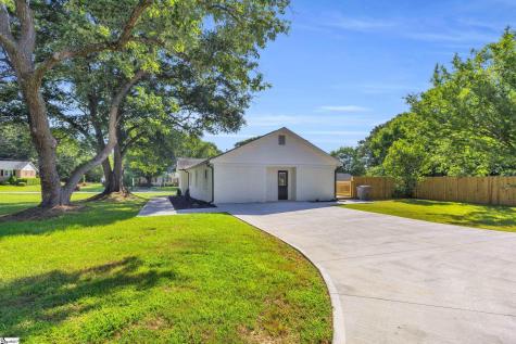 2 Melbourne Lane Greenville SC 29615