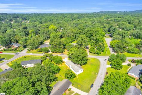 2 Melbourne Lane Greenville SC 29615