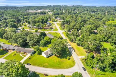 2 Melbourne Lane Greenville SC 29615