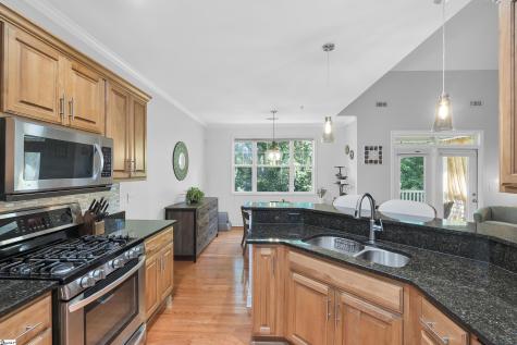 4 Edge Court Greenville SC 29609