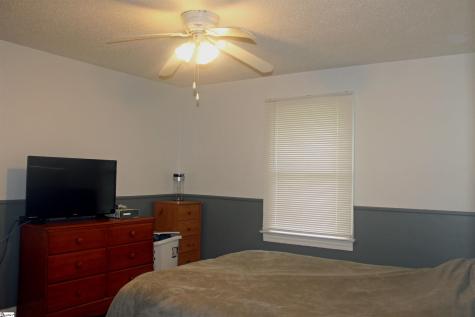 1117 Farrs Bridge Road Greenville SC 29611