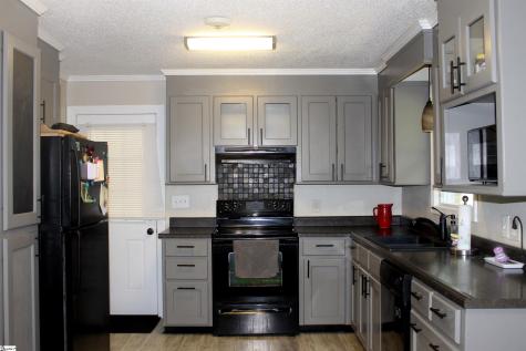 1117 Farrs Bridge Road Greenville SC 29611