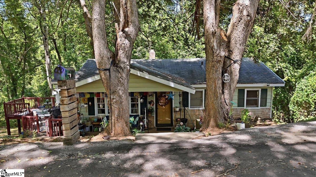 76 Bomar Street Inman SC 29349