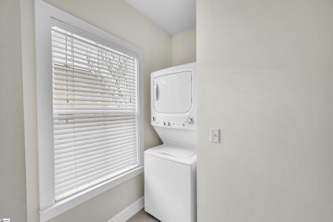 16-B Oakhurst Avenue Greenville SC 29609