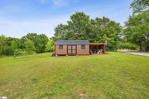 109 Wilton E. Hall Road Starr SC 29684