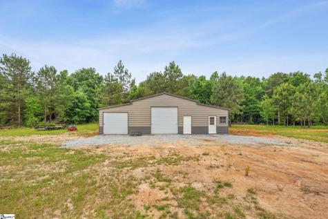 109 Wilton E. Hall Road Starr SC 29684