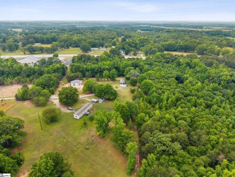 109 Wilton E. Hall Road Starr SC 29684