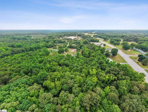109 Wilton E. Hall Road Starr SC 29684