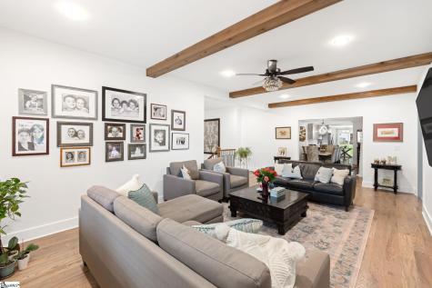 2 Prancer Avenue Greenville SC 29605