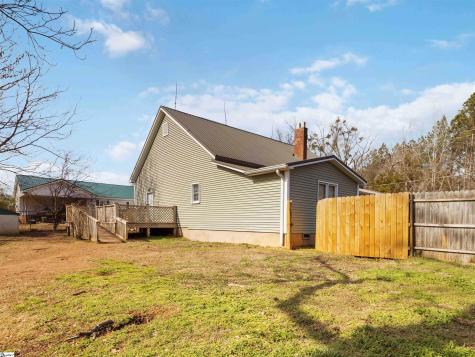 8768 Highway 92 Enoree SC 29335