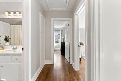 35 Mayfair Lane Greenville SC 29609