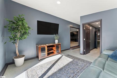 35 Mayfair Lane Greenville SC 29609