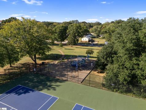 35 Mayfair Lane Greenville SC 29609