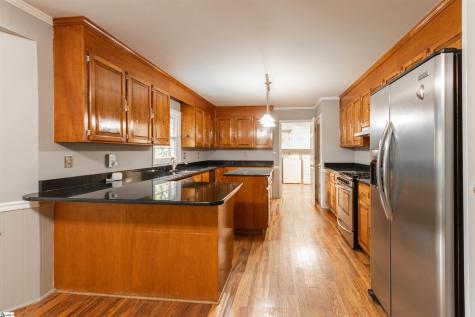 7 Coventry Road Greenville SC 29615