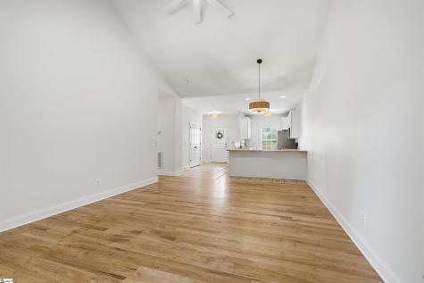 523 E Perkins Creek Road Seneca SC 29678