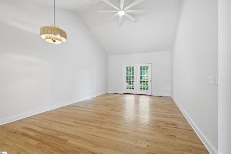 523 E Perkins Creek Road Seneca SC 29678