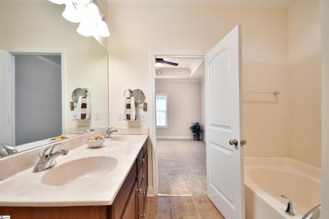 47 Hillsborough Drive Anderson SC 29621