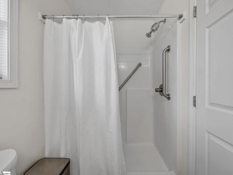 131 Mcginnis Road Cowpens SC 29330