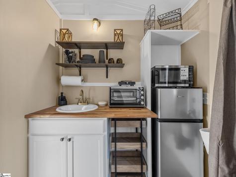 131 Mcginnis Road Cowpens SC 29330