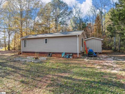 131 Mcginnis Road Cowpens SC 29330