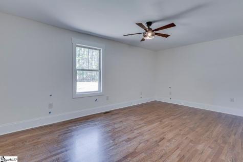 1041 Motlow School Road Campobello SC 29322