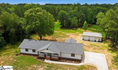 1041 Motlow School Road Campobello SC 29322