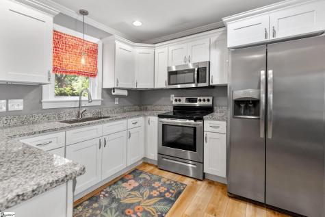 27 Sir Abbott Street Greenville SC 29607