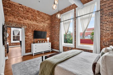 102 N Main Street Greenville SC 29601