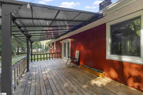 195 Pine Trace Campobello SC 29322
