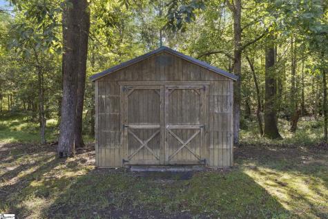 195 Pine Trace Campobello SC 29322