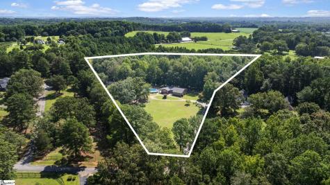 195 Pine Trace Campobello SC 29322