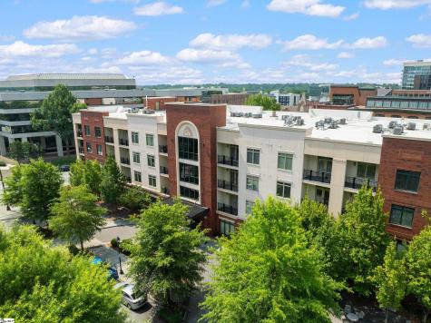 98 E Mcbee Avenue Greenville SC 29601