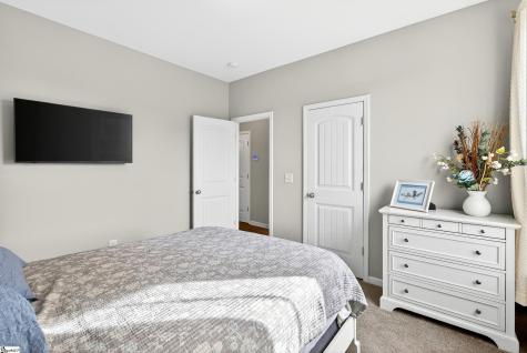 977 Garnet Circle Chesnee SC 29323