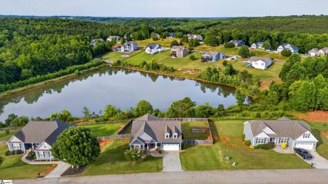 977 Garnet Circle Chesnee SC 29323