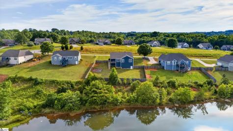 977 Garnet Circle Chesnee SC 29323