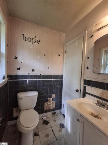211 Thomas Road Pickens SC 29671