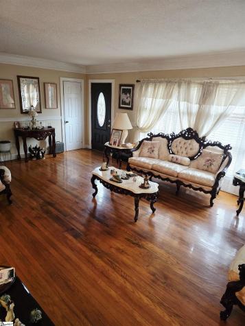 202 W Dorchester Boulevard Greenville SC 29605