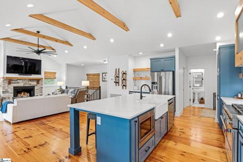 1408 Cool Ridge Drive Seneca SC 29672